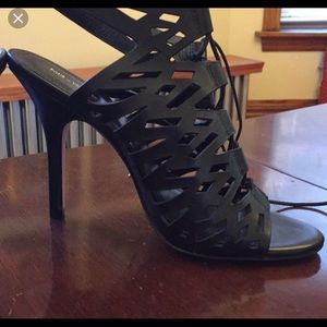Pour la Victoire laser cut out heels